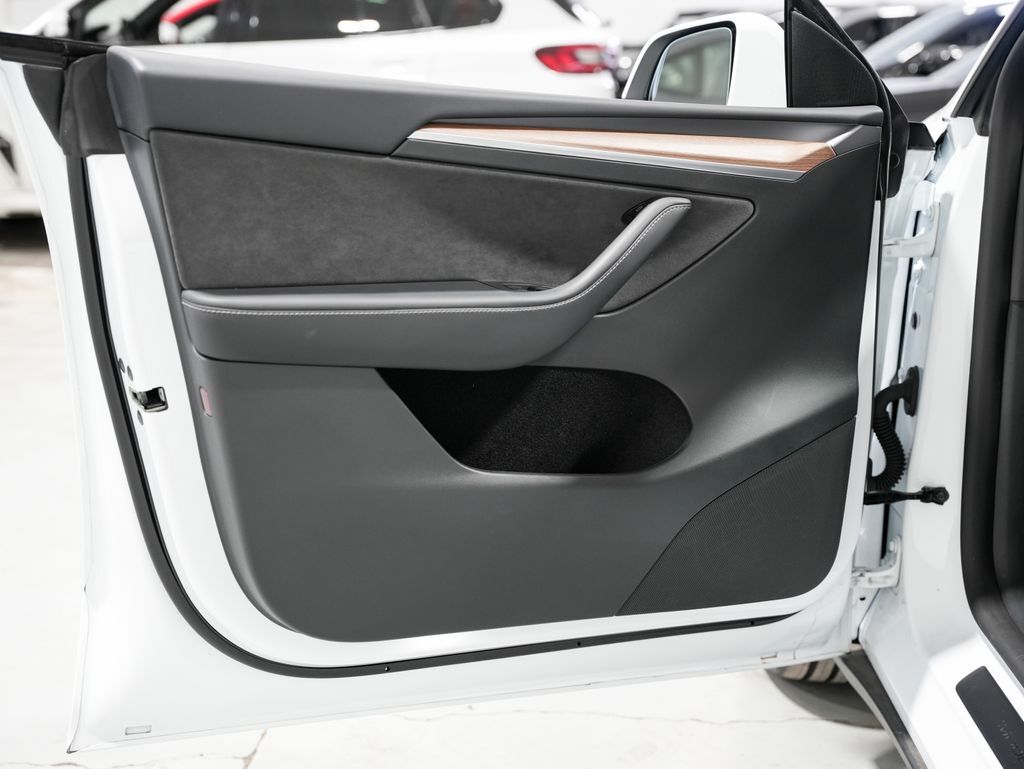 2024 Tesla Model Y Performance Tigard OR