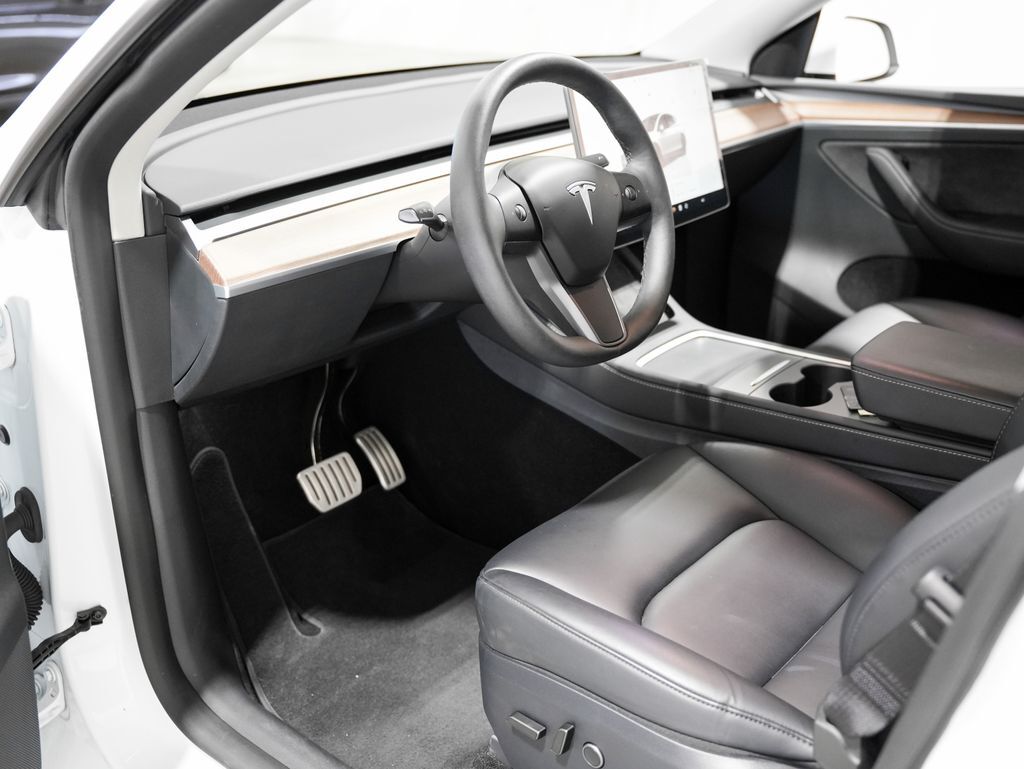 2024 Tesla Model Y Performance Tigard OR