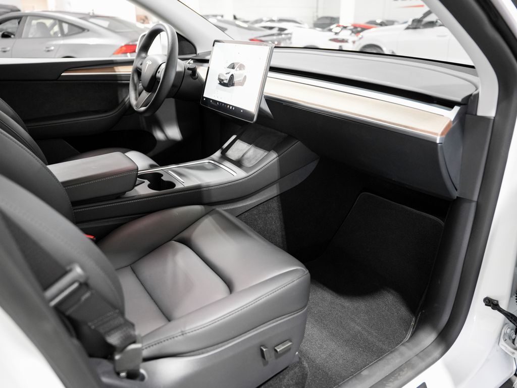 2024 Tesla Model Y Performance Tigard OR