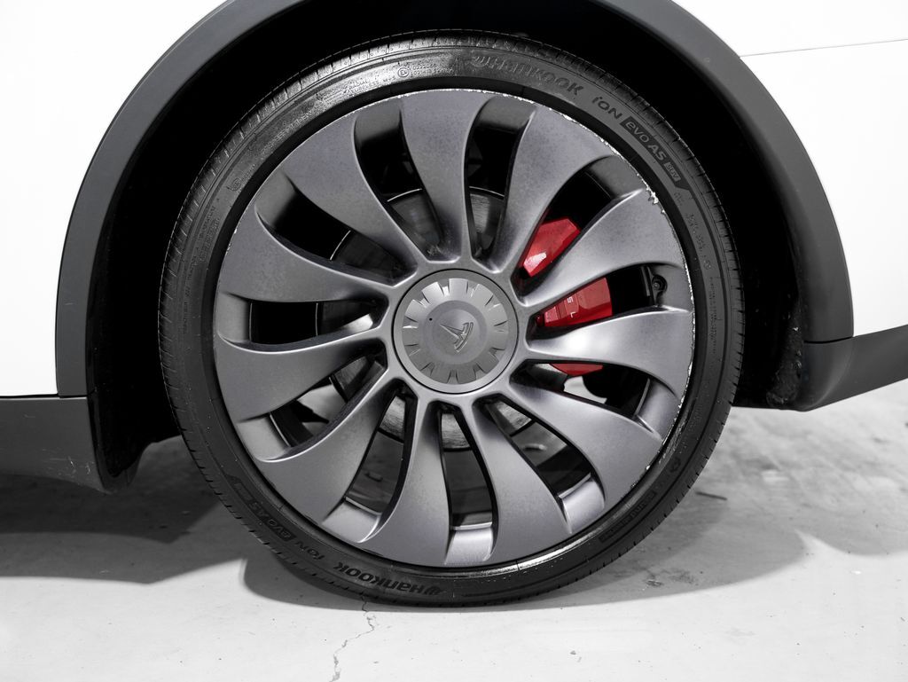 2024 Tesla Model Y Performance Tigard OR