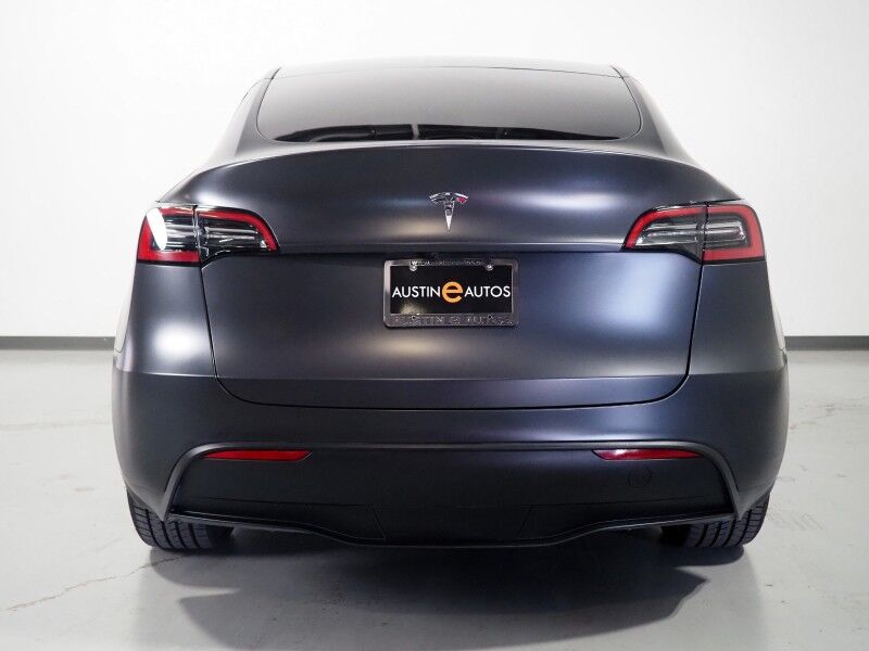 2024 Tesla Model Y RWD *TRAFFIC AWARE CRUISE CONTROL, NAVIGATION, SAFETY ALERTS, SURROUND VIEW CAMERAS, PANORAMA GLASS ROOF, HEATED SEATS/STEERING WHEEL, WIRELESS CHARGING Round Rock TX
