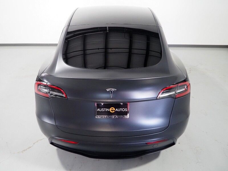 2024 Tesla Model Y RWD *TRAFFIC AWARE CRUISE CONTROL, NAVIGATION, SAFETY ALERTS, SURROUND VIEW CAMERAS, PANORAMA GLASS ROOF, HEATED SEATS/STEERING WHEEL, WIRELESS CHARGING Round Rock TX