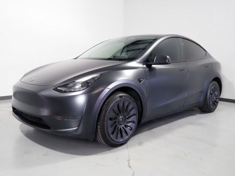 2024 Tesla Model Y RWD *TRAFFIC AWARE CRUISE CONTROL, NAVIGATION, SAFETY ALERTS, SURROUND VIEW CAMERAS, PANORAMA GLASS ROOF, HEATED SEATS/STEERING WHEEL, WIRELESS CHARGING Round Rock TX