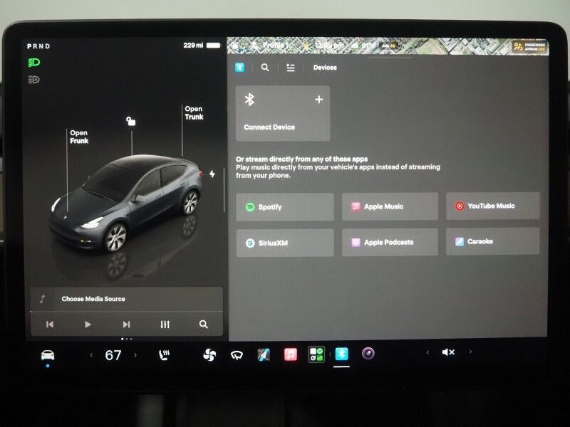 2024 Tesla Model Y RWD *TRAFFIC AWARE CRUISE CONTROL, NAVIGATION, SAFETY ALERTS, SURROUND VIEW CAMERAS, PANORAMA GLASS ROOF, HEATED SEATS/STEERING WHEEL, WIRELESS CHARGING Round Rock TX
