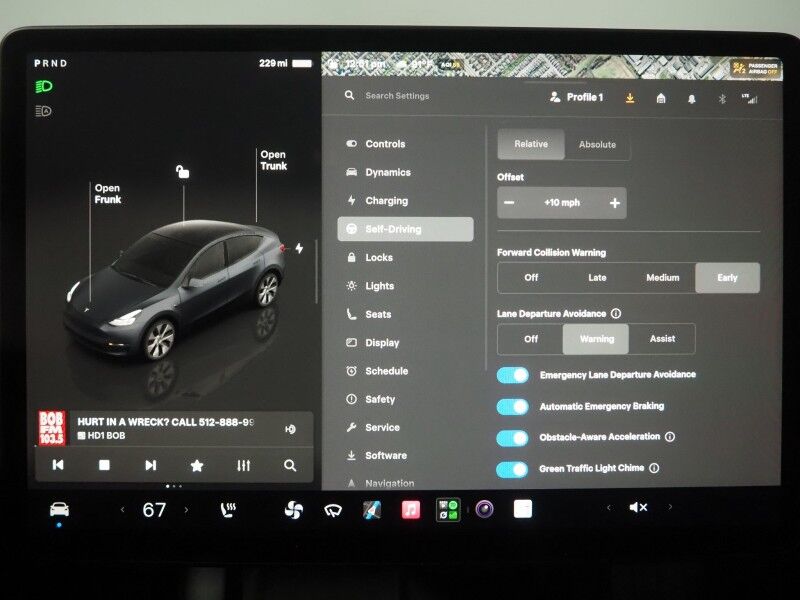 2024 Tesla Model Y RWD *TRAFFIC AWARE CRUISE CONTROL, NAVIGATION, SAFETY ALERTS, SURROUND VIEW CAMERAS, PANORAMA GLASS ROOF, HEATED SEATS/STEERING WHEEL, WIRELESS CHARGING Round Rock TX