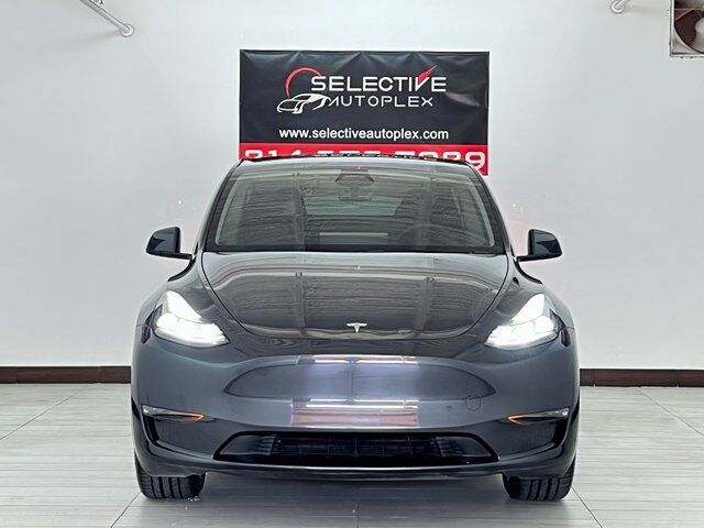 2024 Tesla Model Y Standard Range