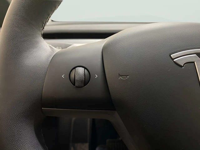 2024 Tesla Model Y Standard Range Dallas TX