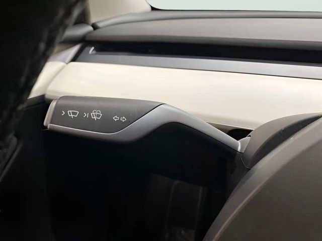 2024 Tesla Model Y Standard Range Dallas TX