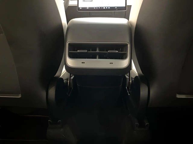 2024 Tesla Model Y Standard Range Dallas TX