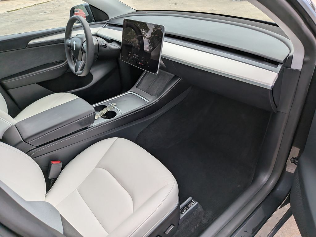 2024 Tesla Model Y Standard Range San Clemente CA