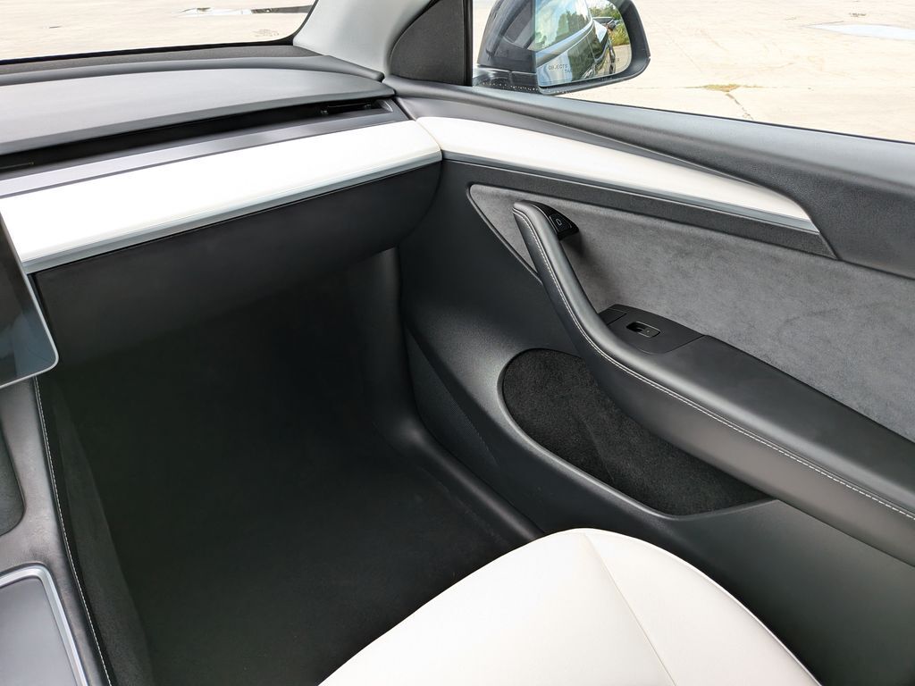 2024 Tesla Model Y Standard Range San Clemente CA