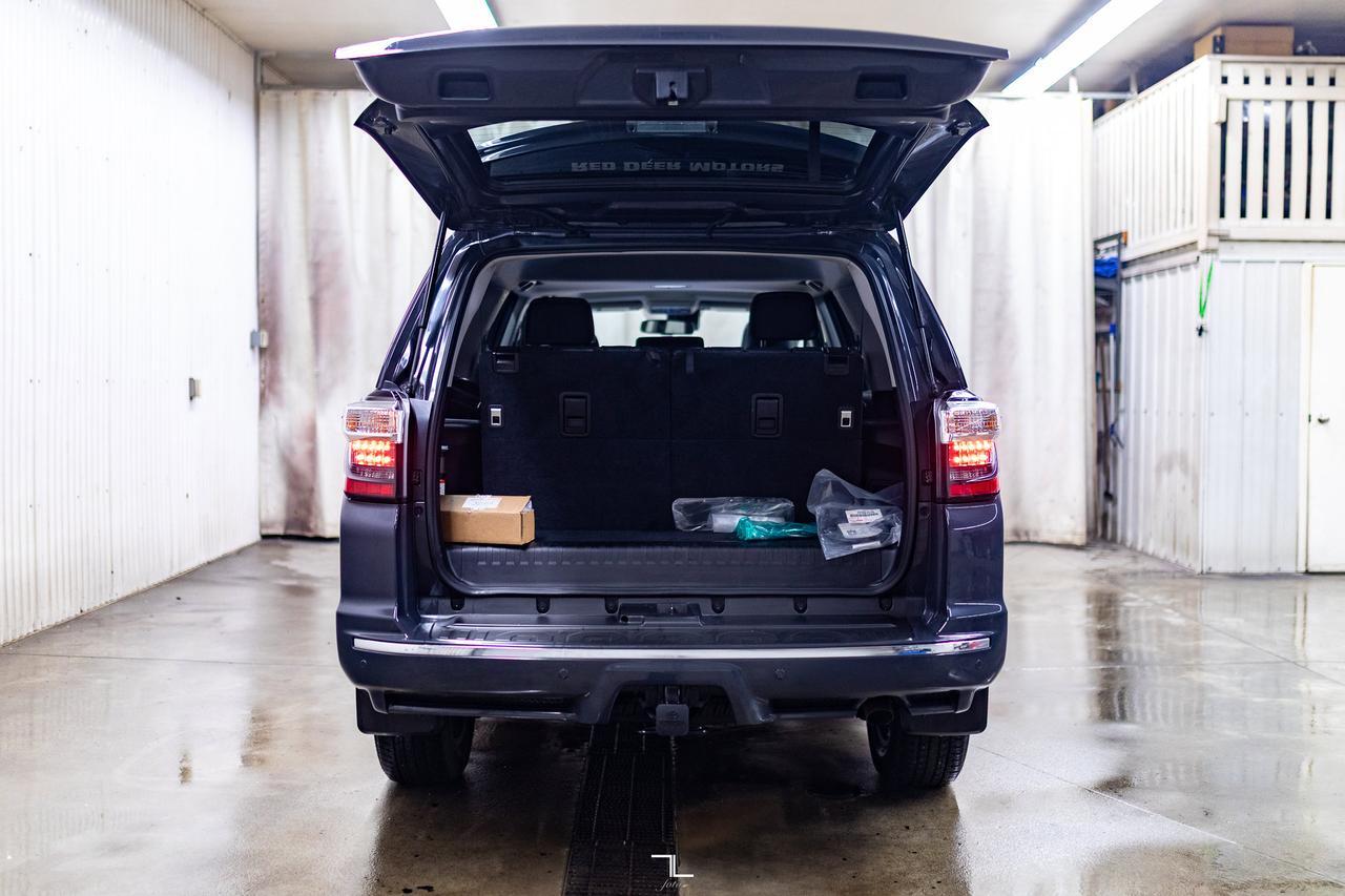 2024 Toyota 4Runner AWD Limited Leather Roof Nav BCam Red Deer AB