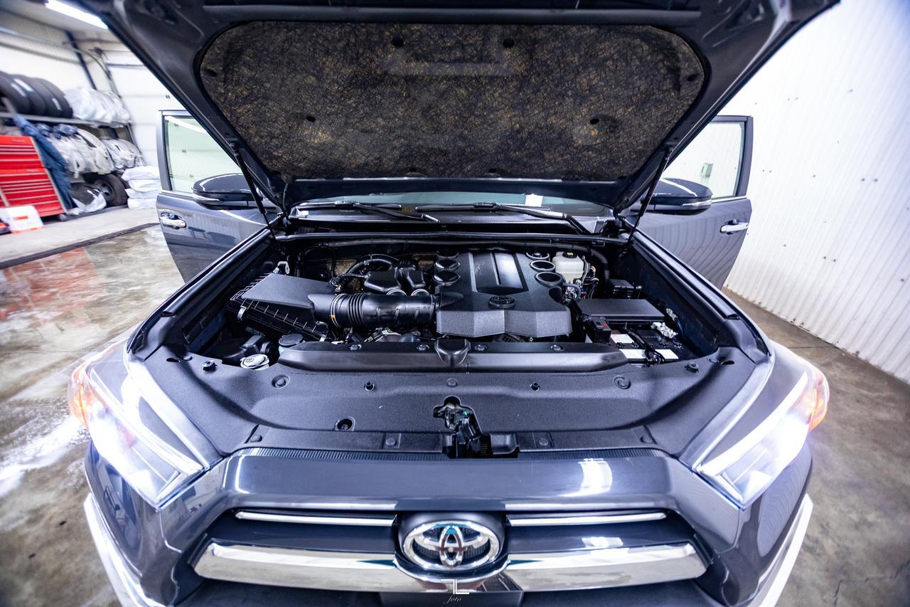 2024 Toyota 4Runner AWD Limited Leather Roof Nav BCam Red Deer AB