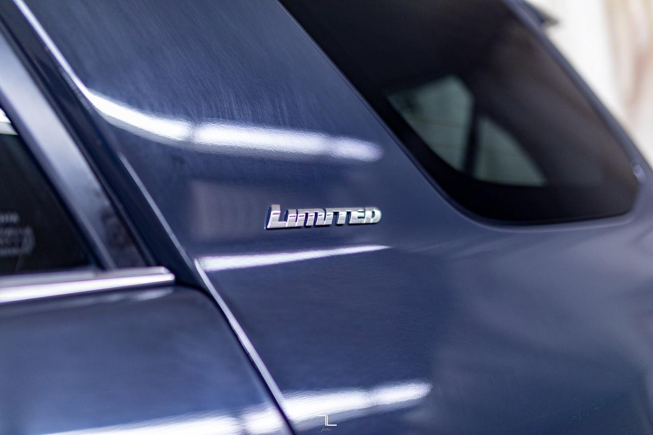 2024 Toyota 4Runner AWD Limited Leather Roof Nav BCam Red Deer AB