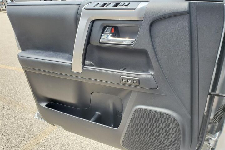 2024 Toyota 4Runner Limited  TX