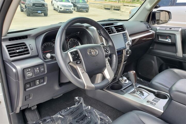 2024 Toyota 4Runner Limited  TX
