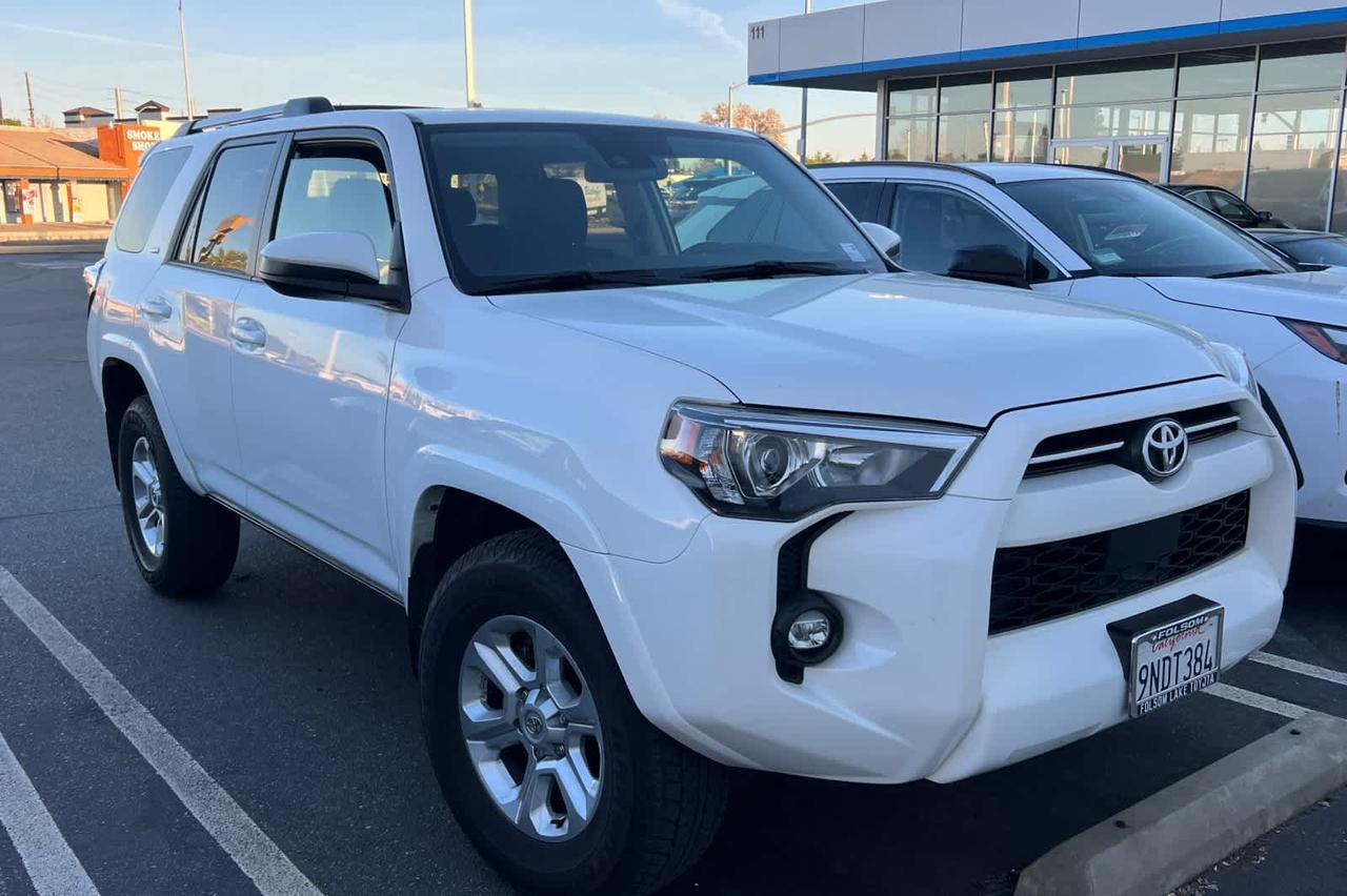 2024 Toyota 4Runner SR5