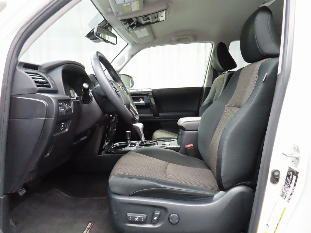 2024 Toyota 4Runner TRD Off-Road 4WD Fond du Lac WI
