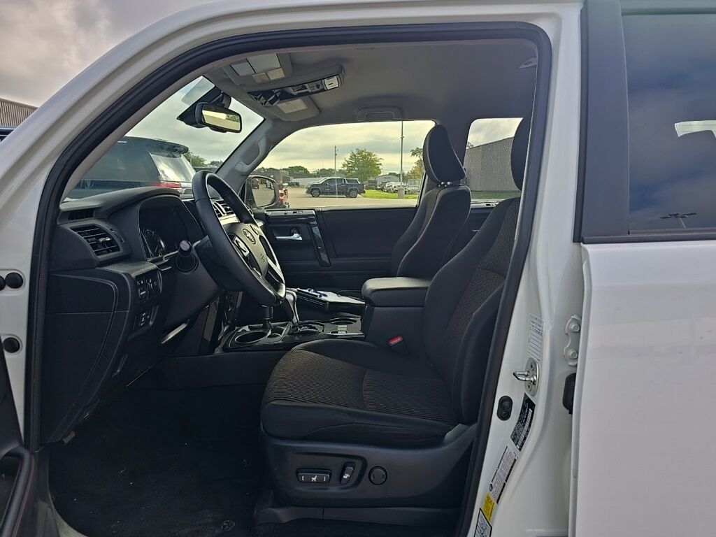 2024 Toyota 4Runner TRD Off-Road 4WD Fond du Lac WI