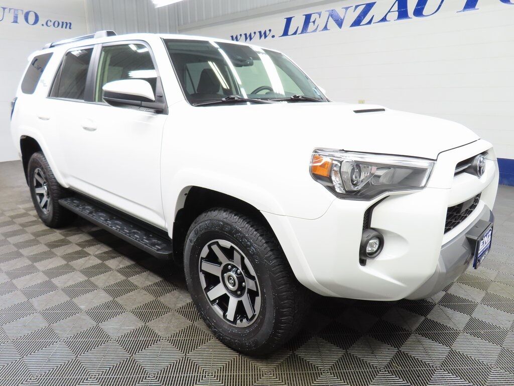 2024 Toyota 4Runner TRD Off-Road 4WD Fond du Lac WI