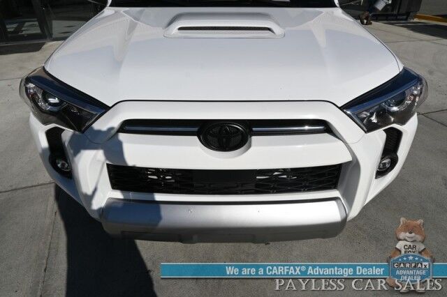 2024 Toyota 4Runner TRD Off Road / 4X4 / 4.0L V6 / Power Driver's Seat / Adaptive Cruise / Lane Departure & Blind Spot Alert / Bluetooth / Back Up Camera / Keyless Entry & Start / Alloy Wheels / Tow Pkg / 1-Owner Anchorage AK