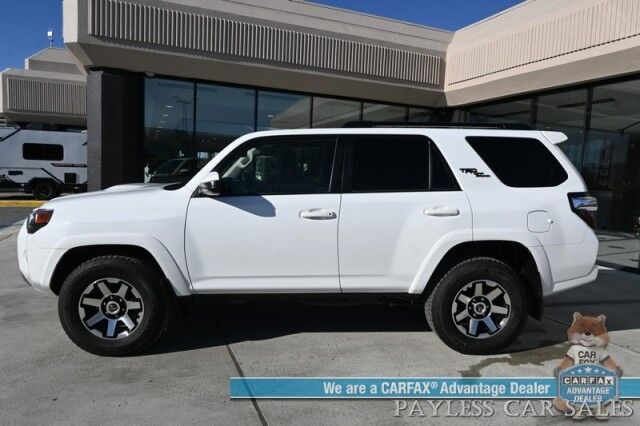 2024 Toyota 4Runner TRD Off Road / 4X4 / 4.0L V6 / Power Driver's Seat / Adaptive Cruise / Lane Departure & Blind Spot Alert / Bluetooth / Back Up Camera / Keyless Entry & Start / Alloy Wheels / Tow Pkg / 1-Owner Anchorage AK