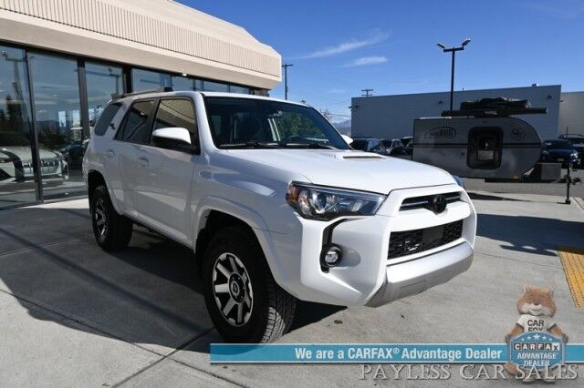 2024 Toyota 4Runner TRD Off Road / 4X4 / 4.0L V6 / Power Driver's Seat / Adaptive Cruise / Lane Departure & Blind Spot Alert / Bluetooth / Back Up Camera / Keyless Entry & Start / Alloy Wheels / Tow Pkg / 1-Owner Anchorage AK