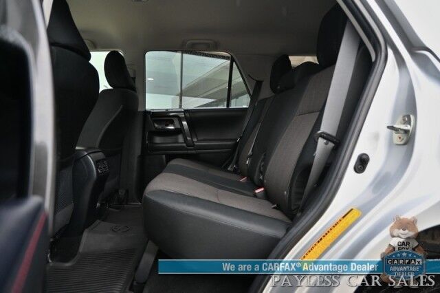 2024 Toyota 4Runner TRD Off Road / 4X4 / 4.0L V6 / Power Driver's Seat / Adaptive Cruise / Lane Departure & Blind Spot Alert / Bluetooth / Back Up Camera / Keyless Entry & Start / Alloy Wheels / Tow Pkg / 1-Owner Anchorage AK