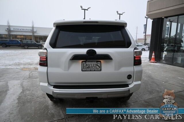 2024 Toyota 4Runner TRD Off Road / 4X4 / 4.0L V6 / Power Driver's Seat / Adaptive Cruise / Lane Departure & Blind Spot / Apple CarPlay & Android Auto / Back Up Camera / Keyless Entry & Start / Alloy Wheels / Tow Pkg / 1-Owner Anchorage AK