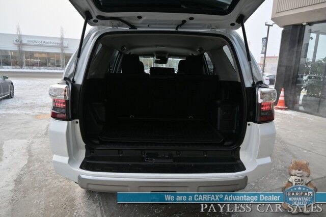 2024 Toyota 4Runner TRD Off Road / 4X4 / 4.0L V6 / Power Driver's Seat / Adaptive Cruise / Lane Departure & Blind Spot / Apple CarPlay & Android Auto / Back Up Camera / Keyless Entry & Start / Alloy Wheels / Tow Pkg / 1-Owner Wasilla AK