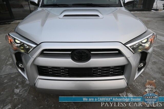 2024 Toyota 4Runner TRD Off Road / 4X4 / 4.0L V6 / Power Driver's Seat / Adaptive Cruise / Lane Departure & Blind Spot / Apple CarPlay & Android Auto / Back Up Camera / Keyless Entry & Start / Alloy Wheels / Tow Pkg / 1-Owner Wasilla AK