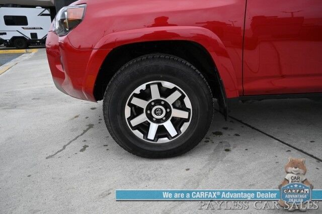 2024 Toyota 4Runner TRD Off Road / 4X4 / 4.0L V6 / Power Driver's Seat / Adaptive Cruise / Lane Departure & Blind Spot / Apple CarPlay & Android Auto / Back Up Camera / Keyless Entry & Start / Alloy Wheels / Tow Pkg / 1-Owner Anchorage AK