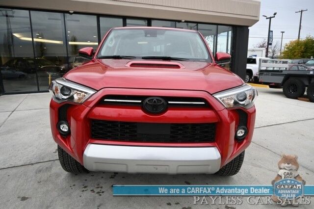 2024 Toyota 4Runner TRD Off Road / 4X4 / 4.0L V6 / Power Driver's Seat / Adaptive Cruise / Lane Departure & Blind Spot / Apple CarPlay & Android Auto / Back Up Camera / Keyless Entry & Start / Alloy Wheels / Tow Pkg / 1-Owner Anchorage AK