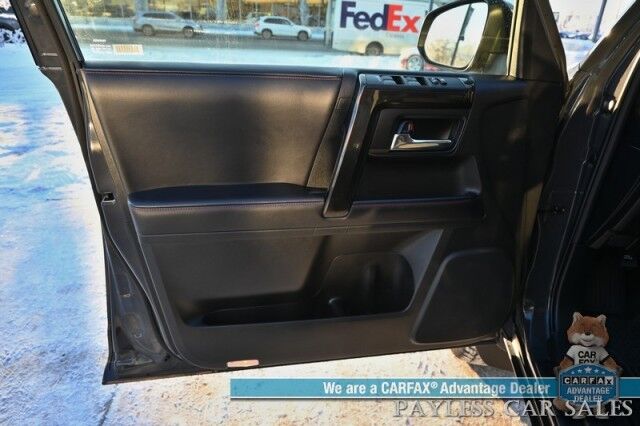 2024 Toyota 4Runner TRD Off Road / 4X4 / 4.0L V6 / Power Driver's Seat / Adaptive Cruise / Lane Departure & Blind Spot / Apple CarPlay & Android Auto / Back Up Camera / Keyless Entry & Start / Alloy Wheels / Tow Pkg / 1-Owner Anchorage AK