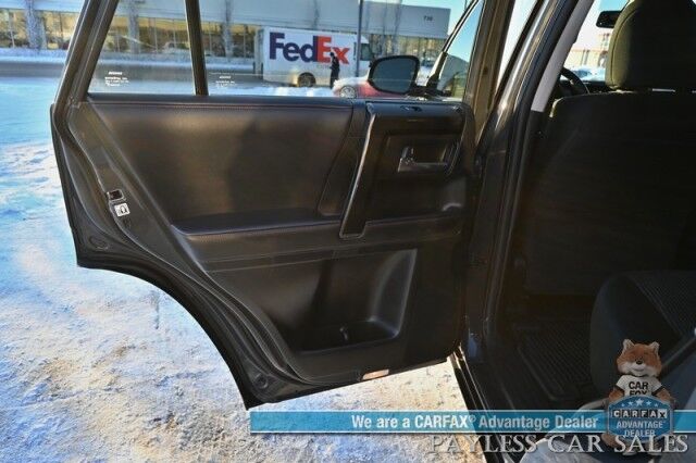 2024 Toyota 4Runner TRD Off Road / 4X4 / 4.0L V6 / Power Driver's Seat / Adaptive Cruise / Lane Departure & Blind Spot / Apple CarPlay & Android Auto / Back Up Camera / Keyless Entry & Start / Alloy Wheels / Tow Pkg / 1-Owner Anchorage AK