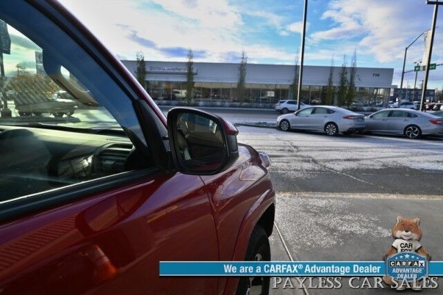 2024 Toyota 4Runner TRD Off Road / 4X4 / 4.0L V6 / Power Driver's Seat / Adaptive Cruise / Lane Departure & Blind Spot / Apple CarPlay & Android Auto / Back Up Camera / Keyless Entry & Start / Alloy Wheels / Tow Pkg / 1-Owner Anchorage AK