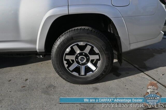 2024 Toyota 4Runner TRD Off Road / 4X4 / 4.0L V6 / Power Driver's Seat / Adaptive Cruise / Lane Departure & Blind Spot / Apple CarPlay & Android Auto / USB Input / Back Up Camera / Keyless Entry & Start / Tow Pkg / 1-Owner Anchorage AK