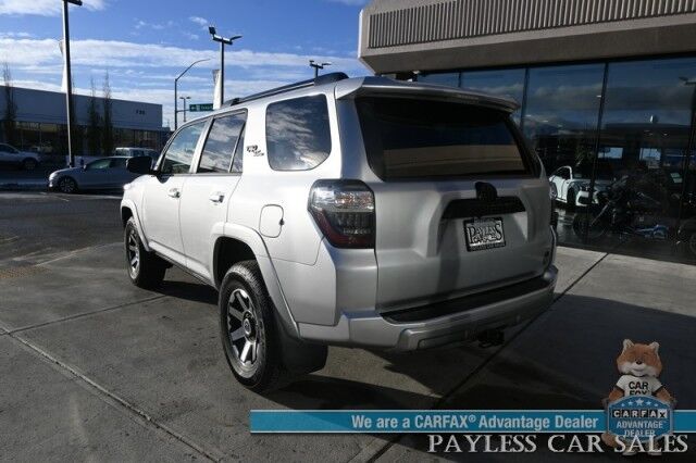 2024 Toyota 4Runner TRD Off Road / 4X4 / 4.0L V6 / Power Driver's Seat / Adaptive Cruise / Lane Departure & Blind Spot / Apple CarPlay & Android Auto / USB Input / Back Up Camera / Keyless Entry & Start / Tow Pkg / 1-Owner Anchorage AK