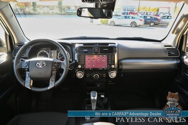 2024 Toyota 4Runner TRD Off Road / 4X4 / 4.0L V6 / Power Driver's Seat / Adaptive Cruise / Lane Departure & Blind Spot / Apple CarPlay & Android Auto / USB Input / Back Up Camera / Keyless Entry & Start / Tow Pkg / 1-Owner Anchorage AK