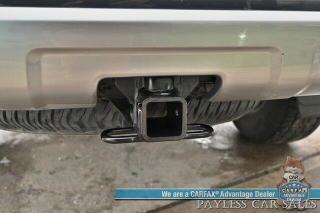 2024 Toyota 4Runner TRD Off Road / 4X4 / 4.0L V6 / Power Driver's Seat / Adaptive Cruise / Lane Departure & Blind Spot / Apple CarPlay & Android Auto / USB Input / Back Up Camera / Keyless Entry & Start / Tow Pkg / 1-Owner Anchorage AK