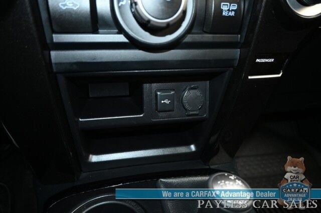 2024 Toyota 4Runner TRD Off Road / 4X4 / Power Driver's Seat / Blind Spot & Lane Departure Alert / Collision Alert / Apple CarPlay & Android Auto / Back Up Camera / Cruise Control / Keyless Entry & Start / Tow Pkg / 1-Owner Anchorage AK