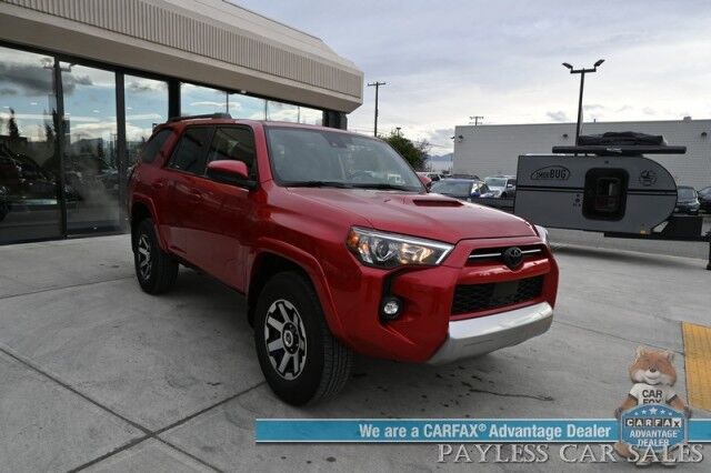 2024 Toyota 4Runner TRD Off Road / 4X4 / Power Driver's Seat / Blind Spot & Lane Departure Alert / Collision Alert / Apple CarPlay & Android Auto / Back Up Camera / Cruise Control / Keyless Entry & Start / Tow Pkg / 1-Owner Anchorage AK