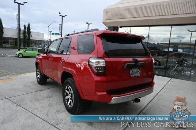 2024 Toyota 4Runner TRD Off Road / 4X4 / Power Driver's Seat / Blind Spot & Lane Departure Alert / Collision Alert / Apple CarPlay & Android Auto / Back Up Camera / Cruise Control / Keyless Entry & Start / Tow Pkg / 1-Owner Anchorage AK
