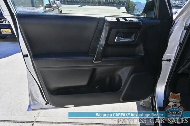 2024 Toyota 4Runner TRD Off Road / 4X4 / Power Driver's Seat / Lane Watch & Forward Collision Alert / Blind Spot Alert / Apple CarPlay & Android Auto / Back Up Cam / Bluetooth / Keyless Entry & Start / Aluminum Wheels / 1-Owner Anchorage AK