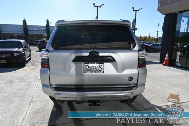 2024 Toyota 4Runner TRD Off Road / 4X4 / Power Driver's Seat / Lane Watch & Forward Collision Alert / Blind Spot Alert / Apple CarPlay & Android Auto / Back Up Cam / Bluetooth / Keyless Entry & Start / Aluminum Wheels / 1-Owner Anchorage AK