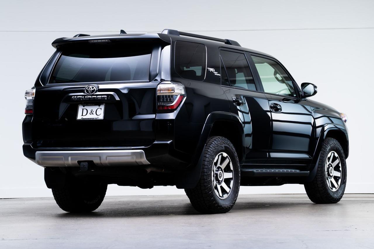 2024 Toyota 4Runner TRD Off-Road Premium 1 Owner Off Road Premium Package Portland OR