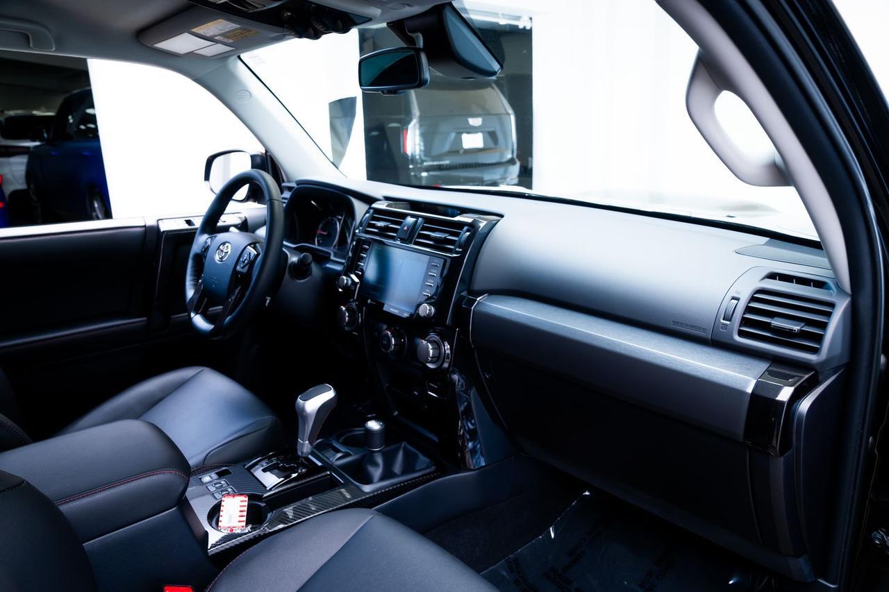 2024 Toyota 4Runner TRD Off-Road Premium 1 Owner Off Road Premium Package Portland OR