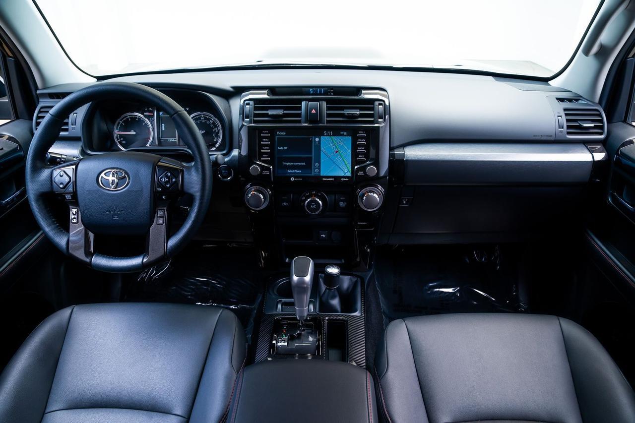 2024 Toyota 4Runner TRD Off-Road Premium 1 Owner Off Road Premium Package Portland OR