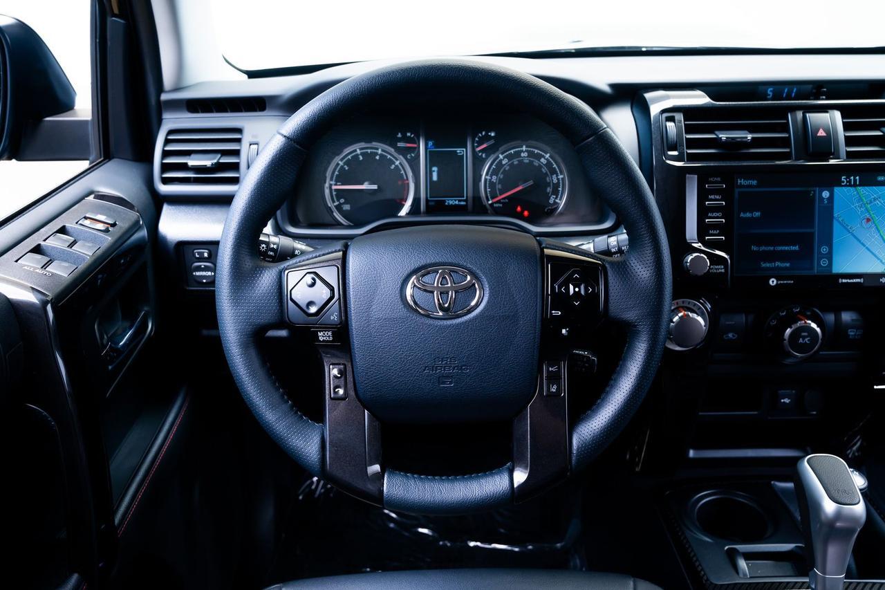2024 Toyota 4Runner TRD Off-Road Premium 1 Owner Off Road Premium Package Portland OR
