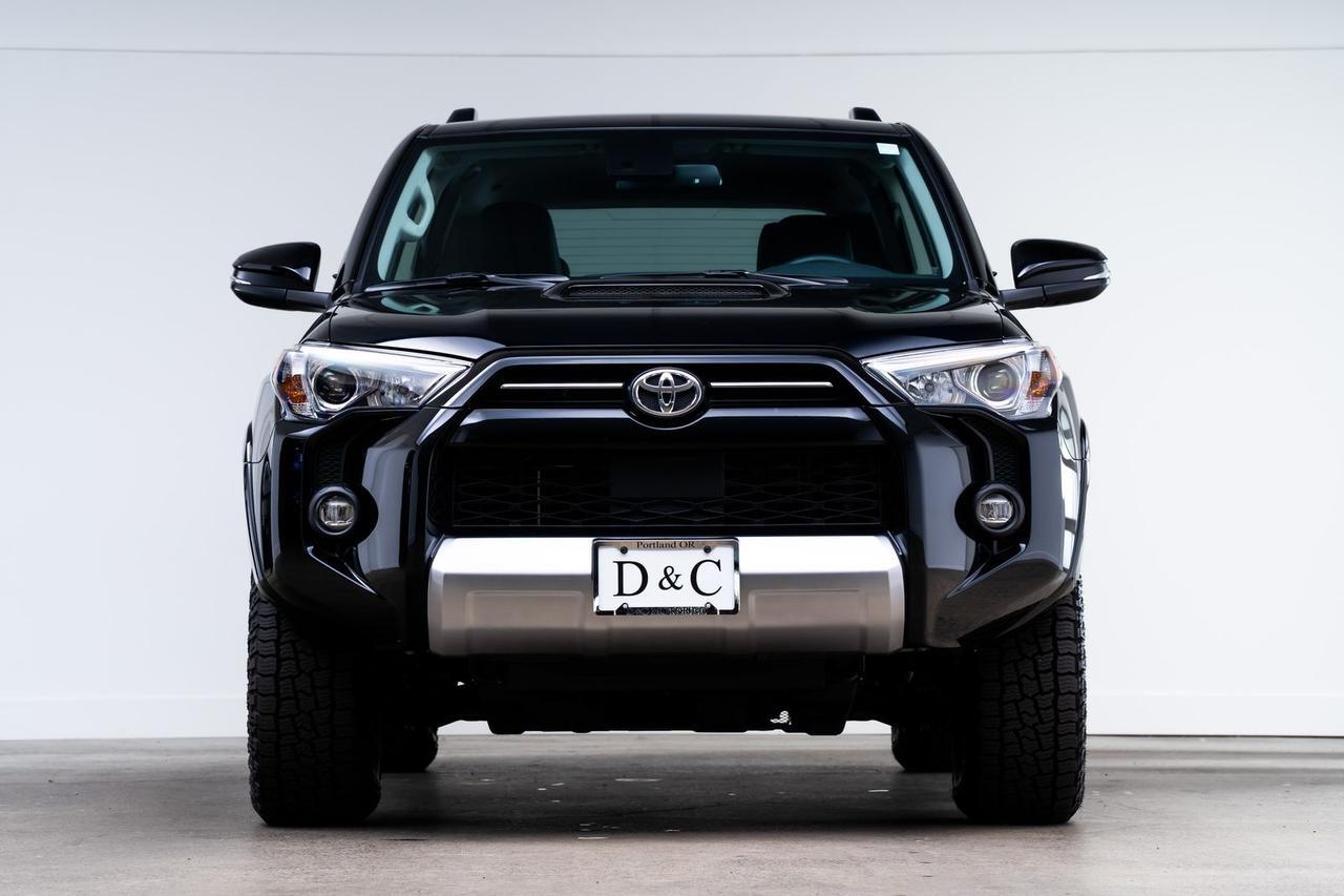 2024 Toyota 4Runner TRD Off-Road Premium 1 Owner Off Road Premium Package Portland OR